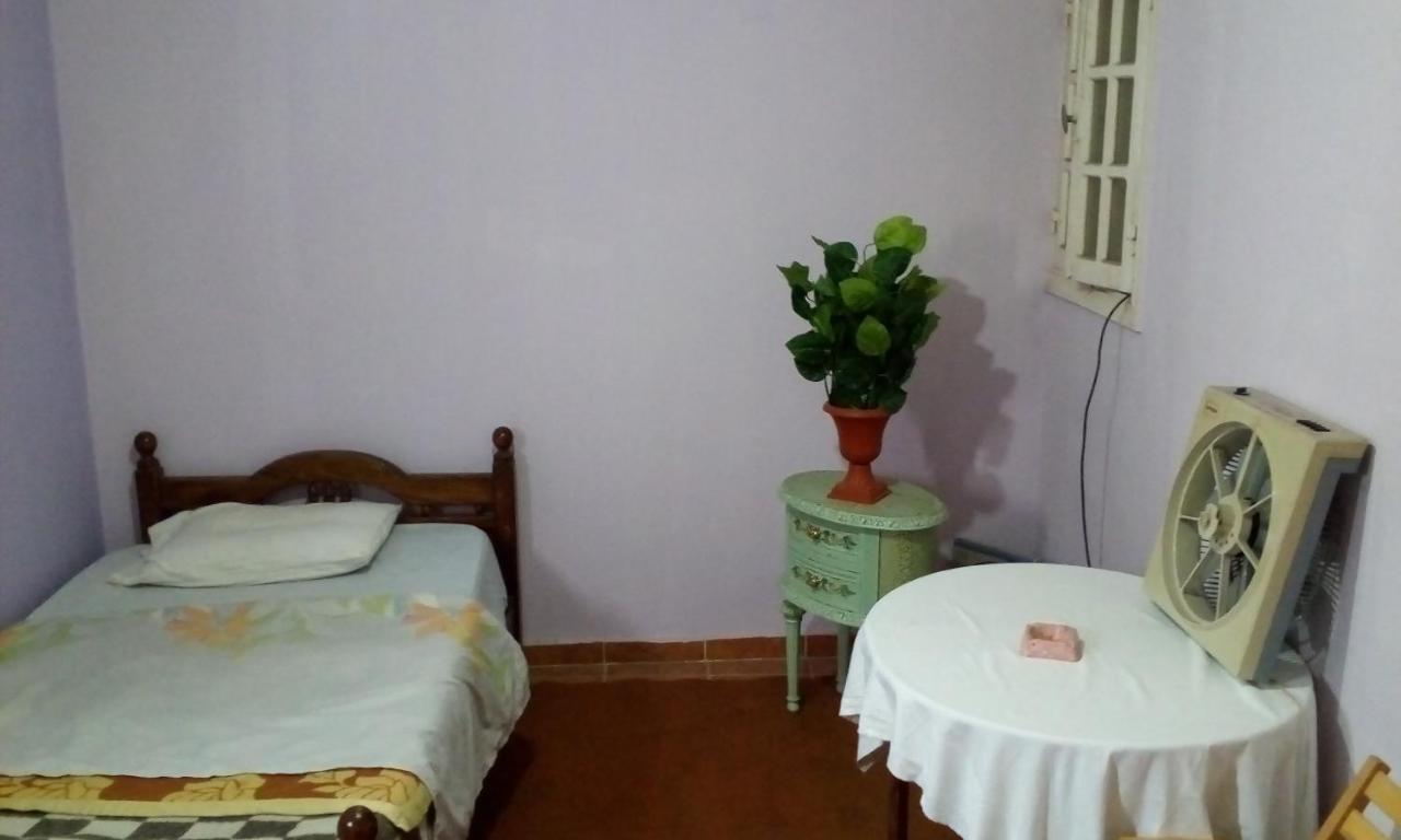 Zahrate Elfirdaos Rooms للرجال فقط İskenderiye Dış mekan fotoğraf